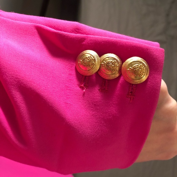 SOLD Bright fuchsia blazer - Picture 2 of 3